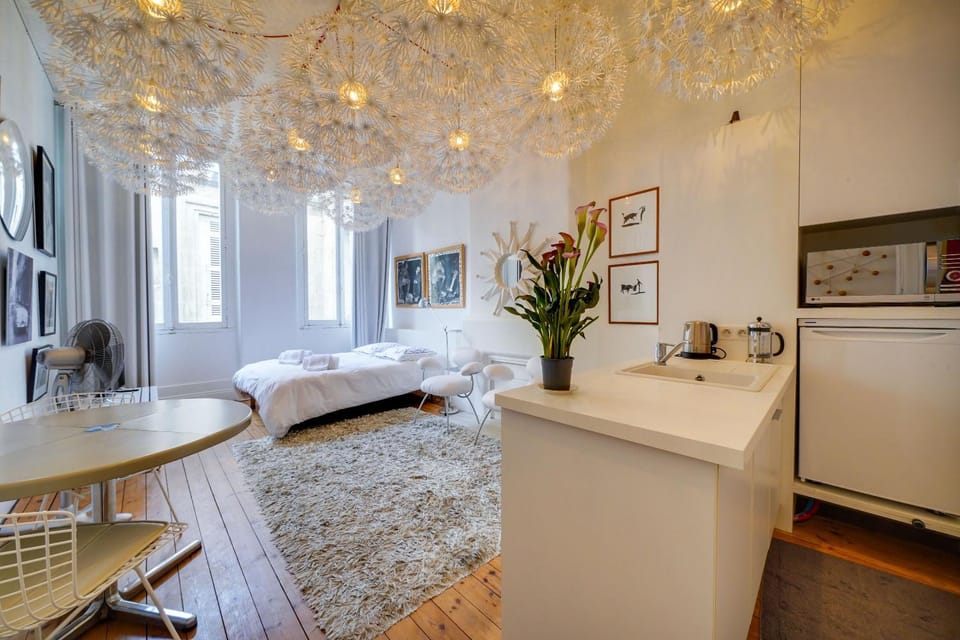 Kitchen or kitchenette, Living room