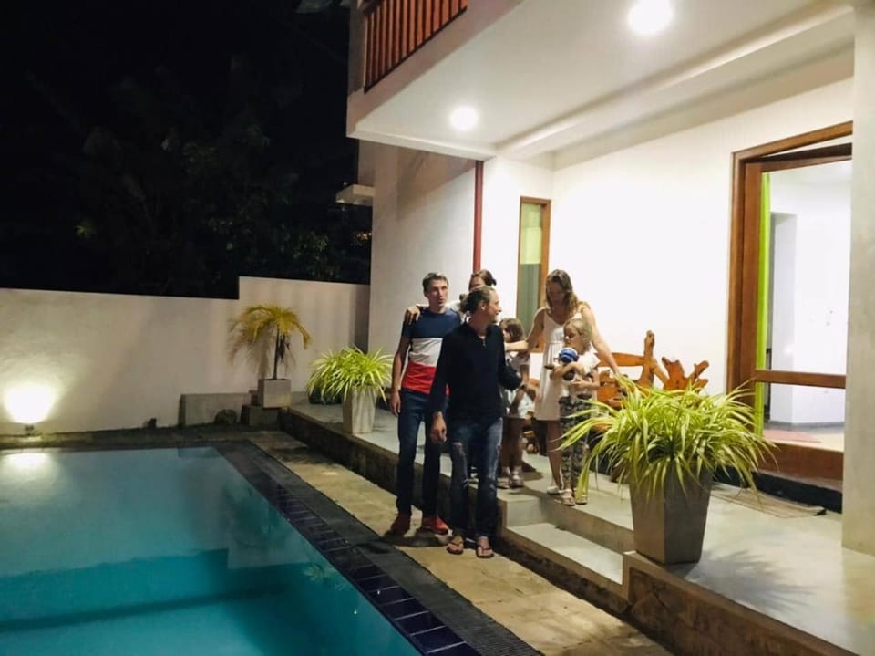 blue water family hikkaduwa Villa in Hikkaduwa