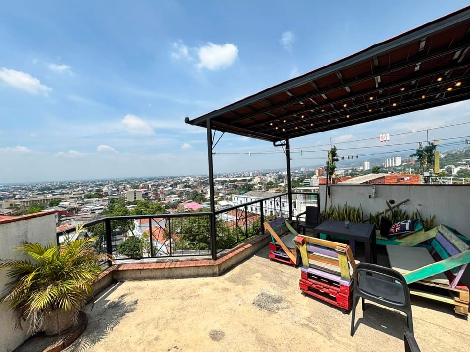View (from property/room), Balcony/Terrace