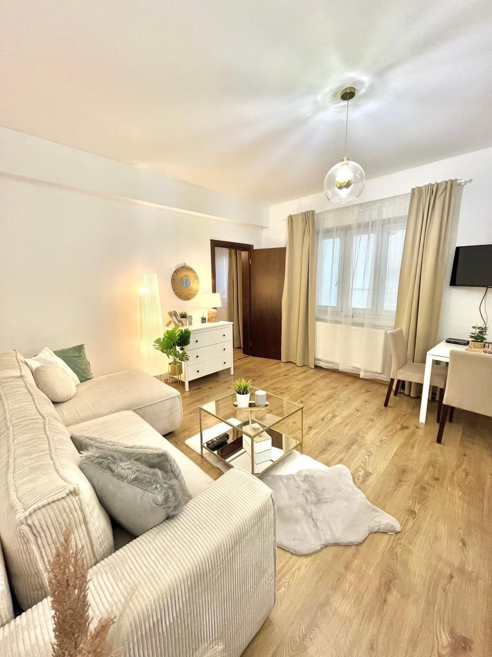URBAN JUNGLE Apartment old town Air Conditioned Apartment in Bratislava