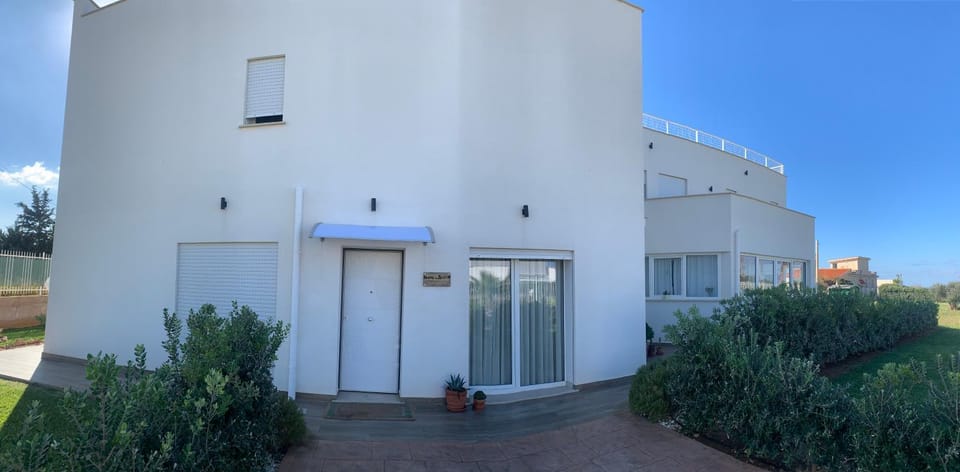Property building, View (from property/room)