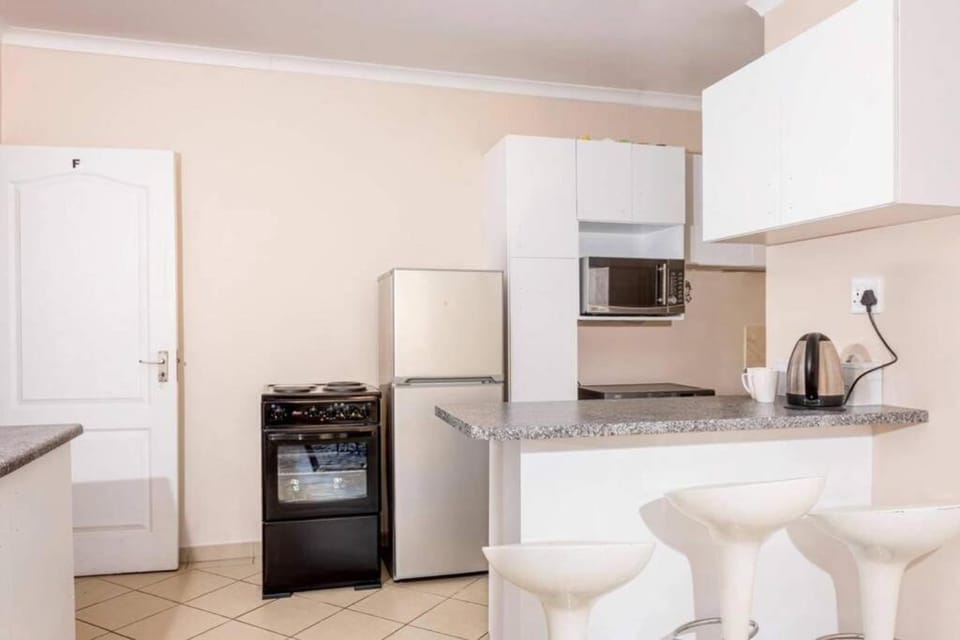 Sun n Surf Sunny and spotless 1 bedroom apartment Apartment in Dolphin Coast