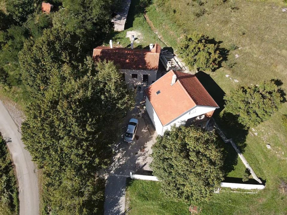 Property building, Day, Neighbourhood, Natural landscape, Bird's eye view