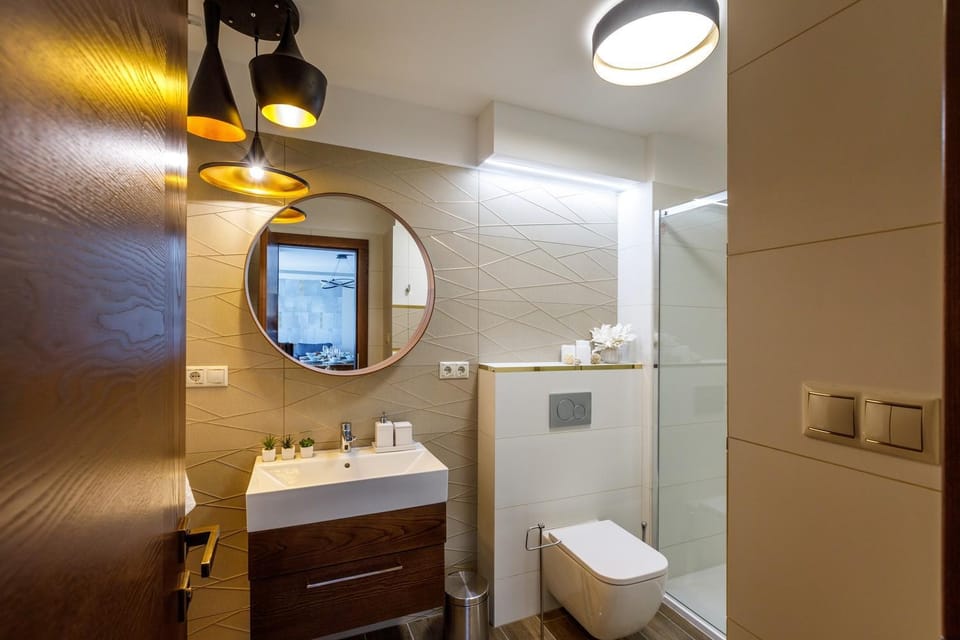 Royal Cafe Apartman Apartment in Hungary