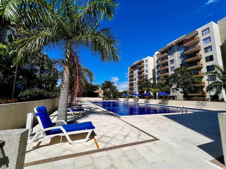 Property building, Swimming pool