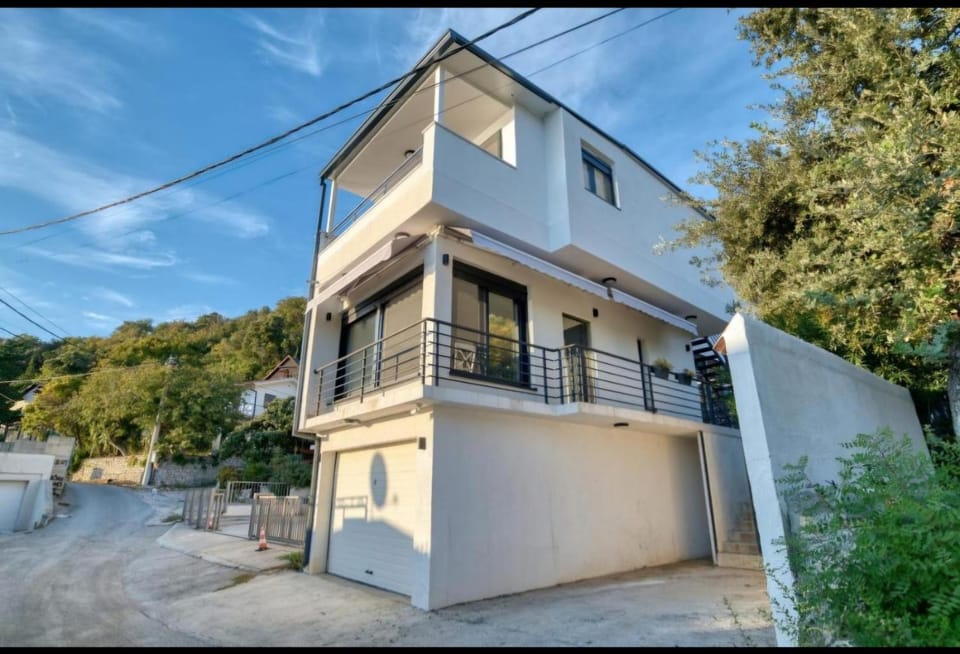 Villa Priganica House in Ulcinj Municipality