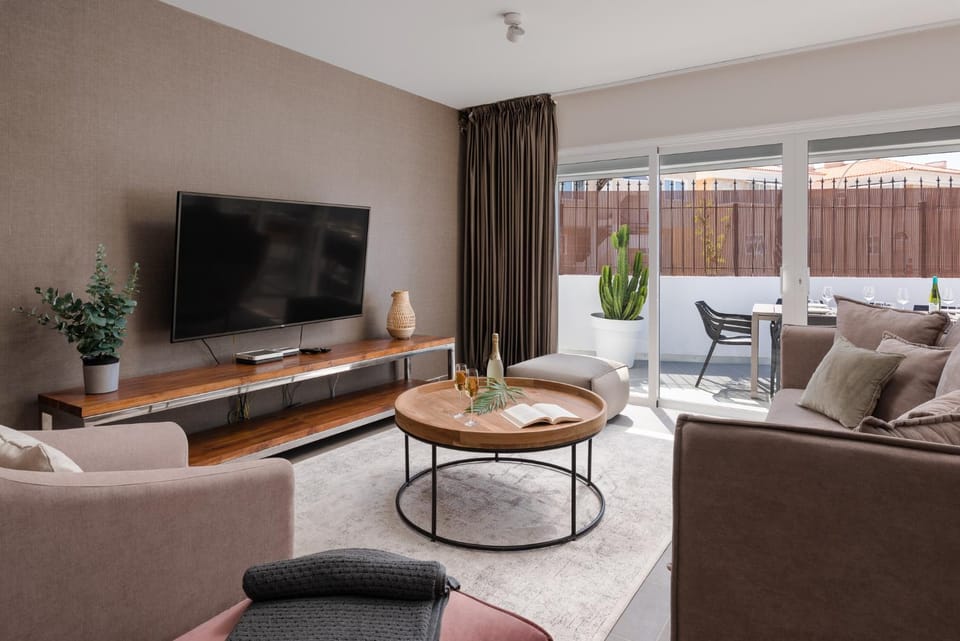 TV and multimedia, Living room, Seating area