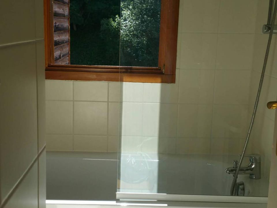 Studio 2 pers. exposé Sud-Est - FR-1-263-483 Apartment in Auvergne-Rhône-Alpes