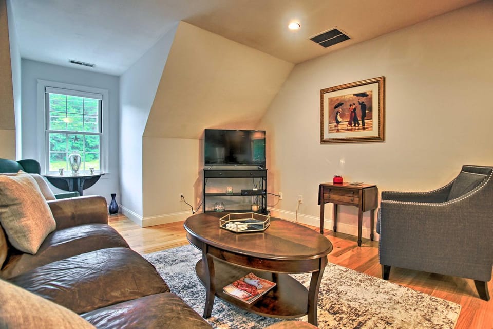 3 Mi to Beaches: Tranquil Cape Cod Escape w/ Deck House in Buzzards Bay