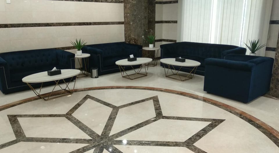 Lobby or reception, Seating area