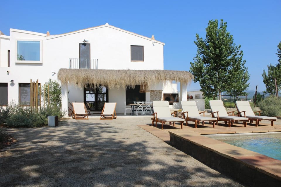 Property building, Patio, Swimming pool