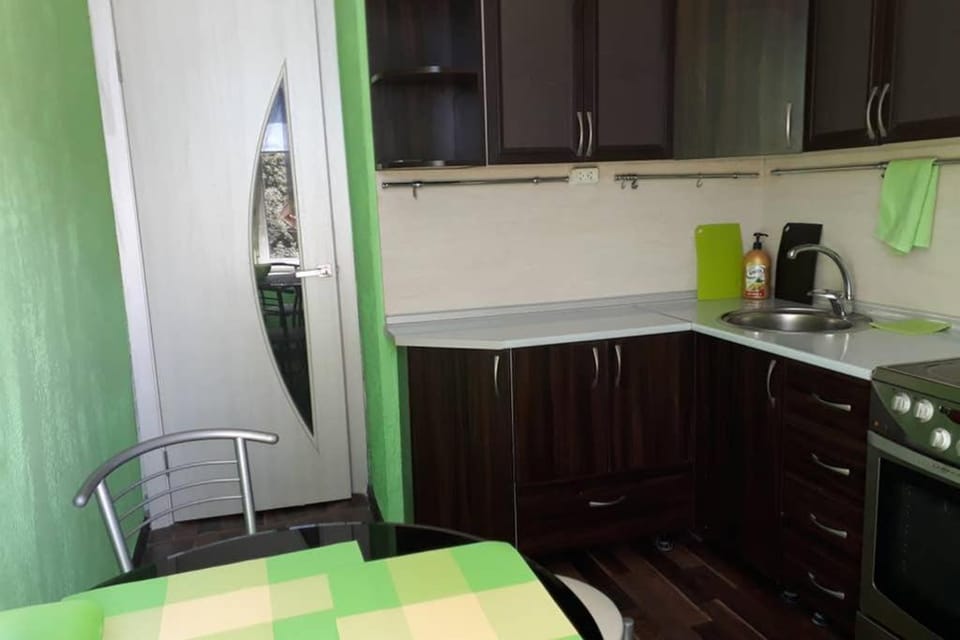 Levoberezhnaya metro station, exhibition center Apartment in Kiev City - Kyiv