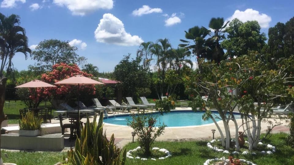 Swimming pool
