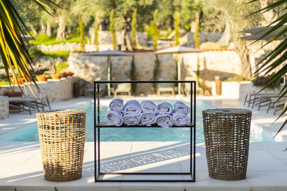 Garden, Garden view, towels