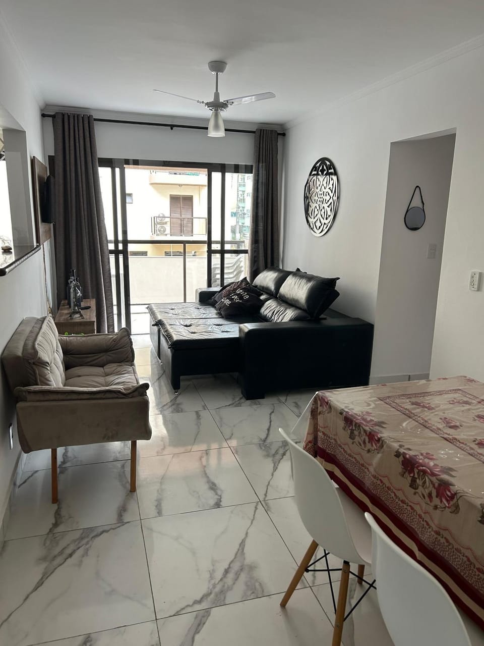 Apto a UMA QUADRA da PRAIA Ubatuba - Praia Grande Apartment in Ubatuba