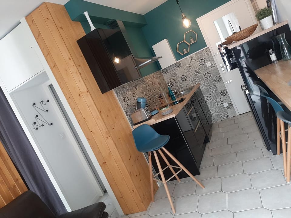 Beau studio avec balcon Apartment in Occitanie