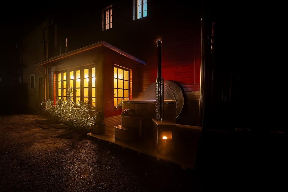 Night, Hot Tub, Spa and wellness centre/facilities