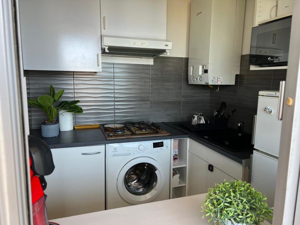 Les Océanides Resort Apartment in Antibes