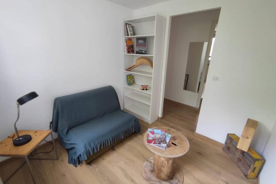 Appartement au calme avec vue et piscine au coeur du pays basque Apartment in French Basque Country