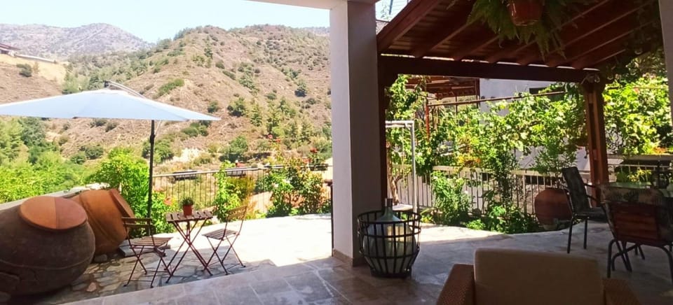 BELLE VUE Mountain Home Apartment in Nicosia District