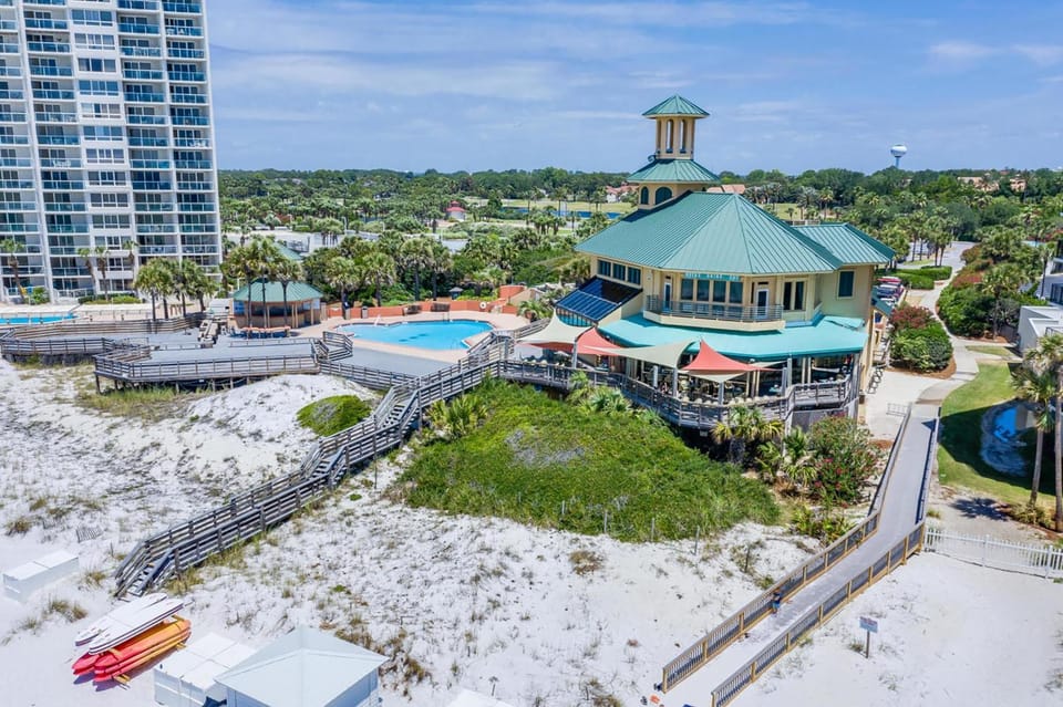 Beachwalk Villas 5079- On the Rocks House in Miramar Beach