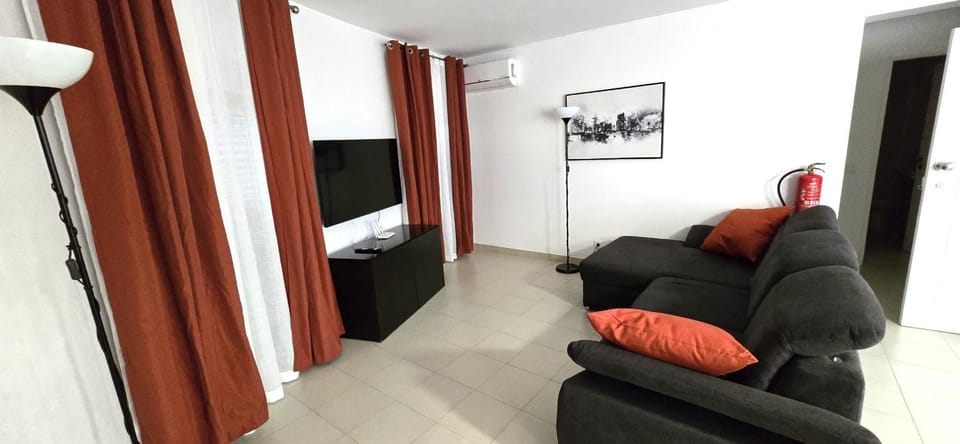 Communal lounge/ TV room, Living room