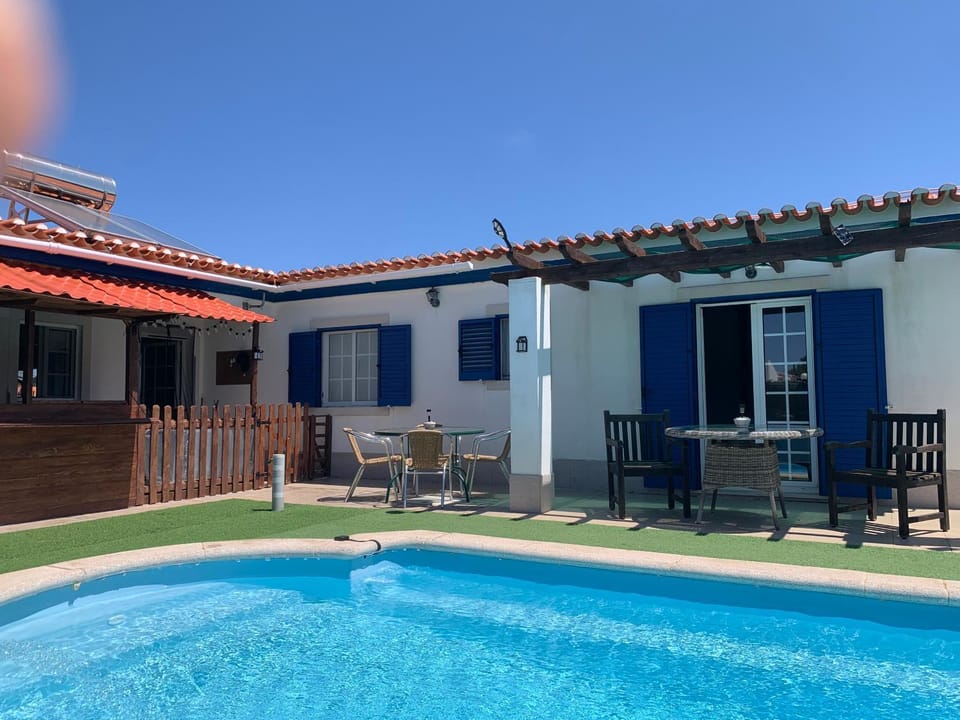 Windy's Guest House Bed and Breakfast in Faro District