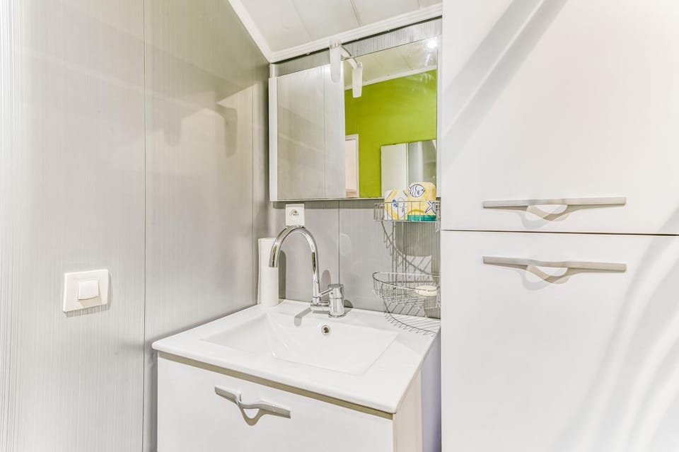 Bathroom, Other