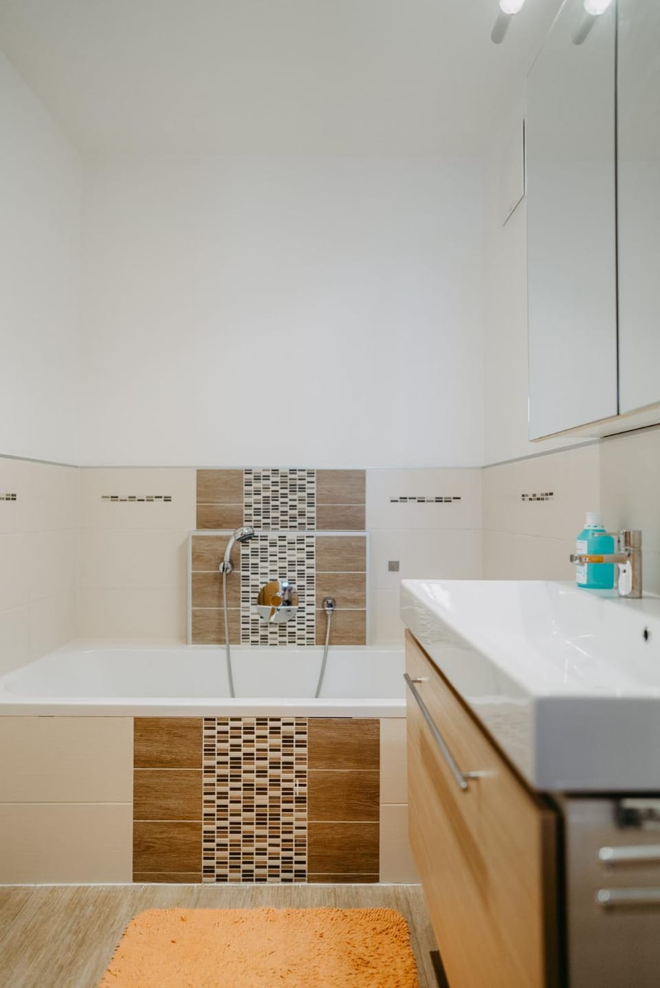 Bathroom, Bath