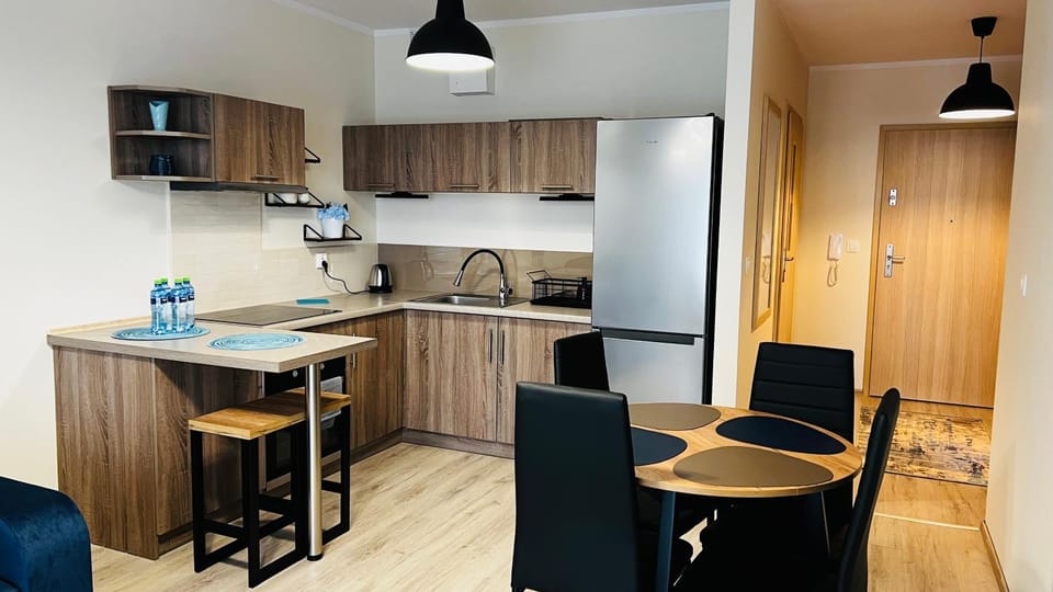 Kitchen or kitchenette, Living room, Dining area, pet friendly, stove