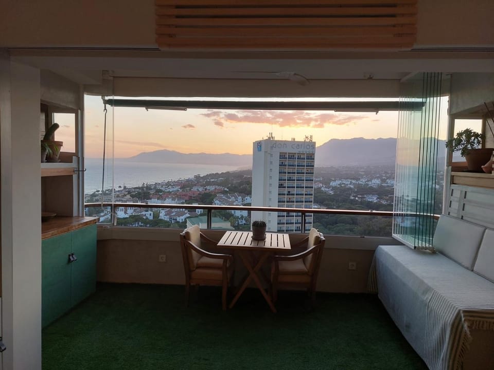 Vistas al Mar Marbella del Este Apartment in Marbella