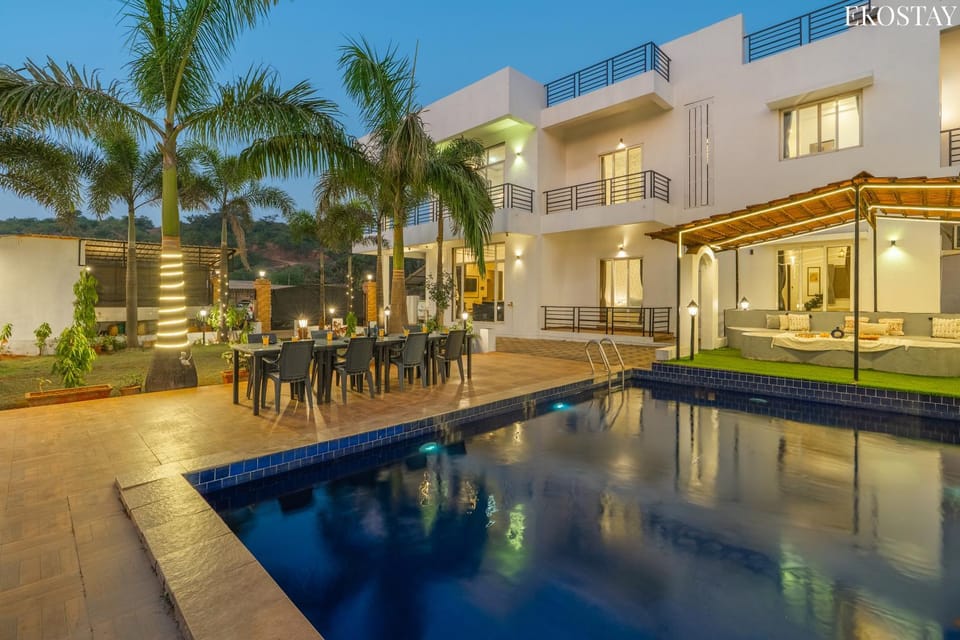 Property building, Patio, Day, Night, Pool view, Swimming pool, sunbed