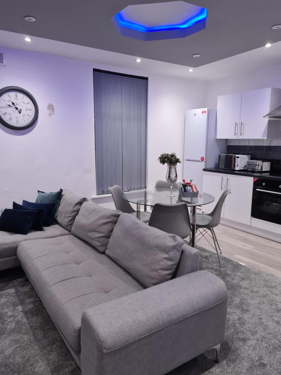 Ali's holiday apartments F3 Apartment in Blackpool