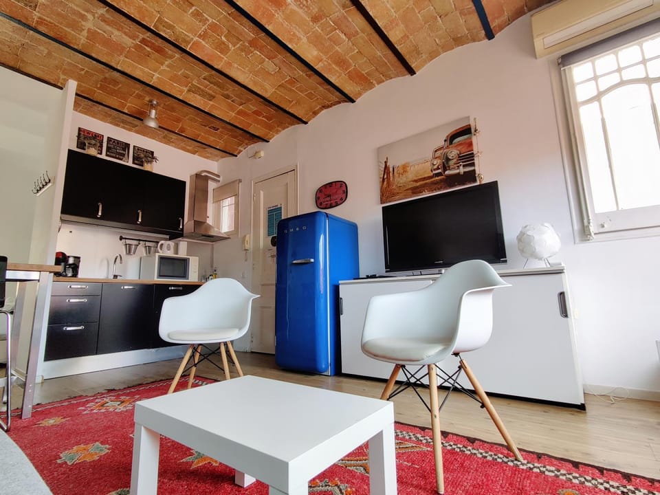 Kitchen or kitchenette, Living room