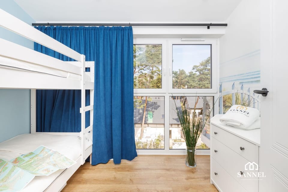 View (from property/room), Other, Decorative detail, Decorative detail, On site, bunk bed