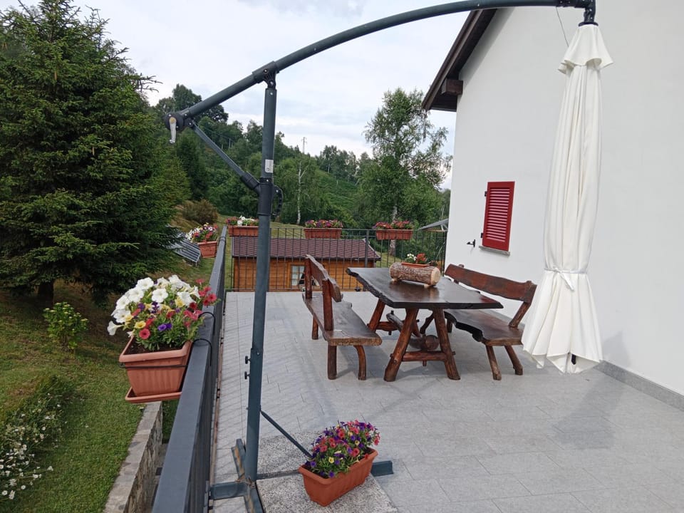 Baita Mael Nature lodge in Canton of Ticino