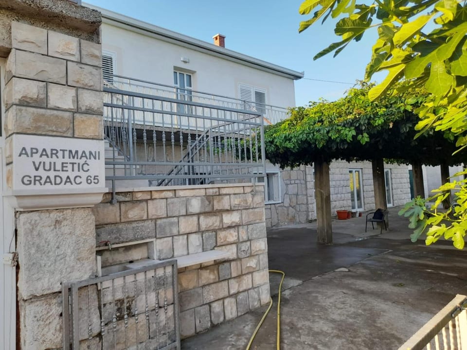 Apartmani Vuletić Apartment in Dubrovnik-Neretva County