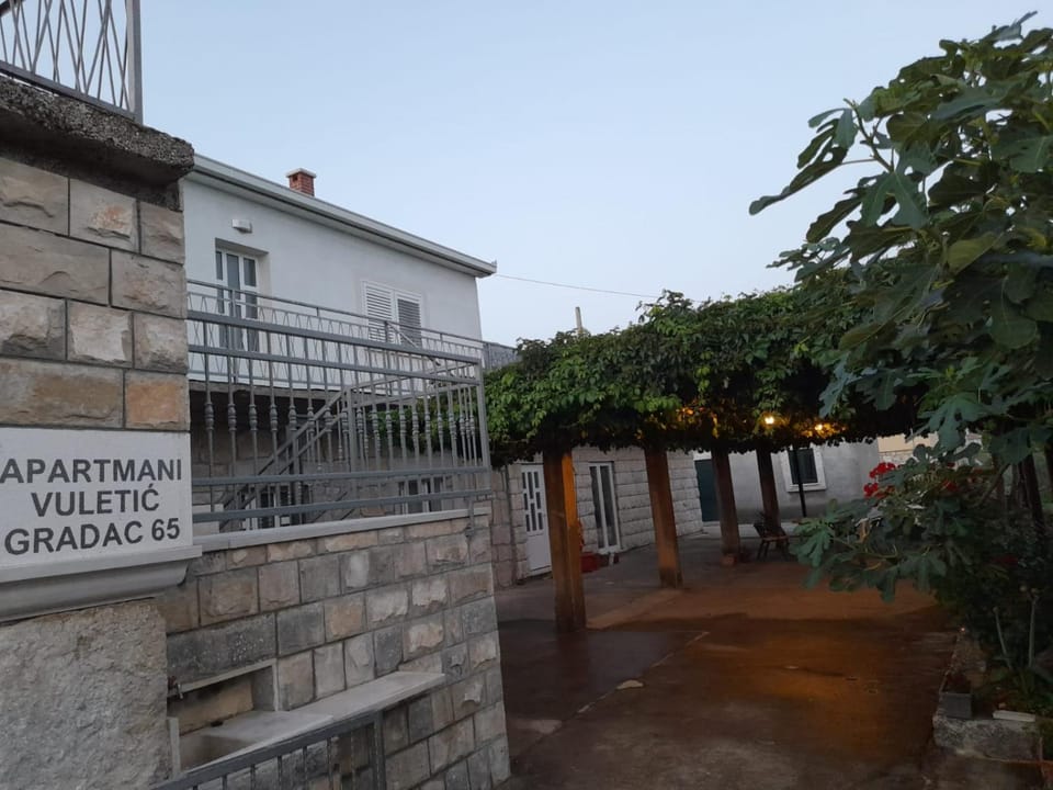 Apartmani Vuletić Apartment in Dubrovnik-Neretva County