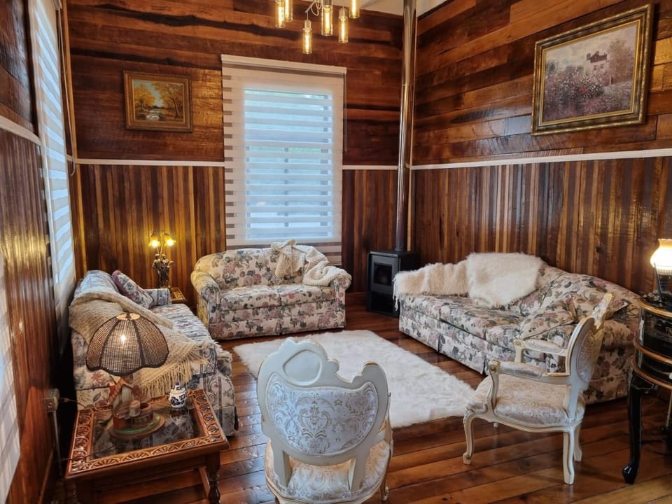 Living room, Internal: Not applicable to any particular room