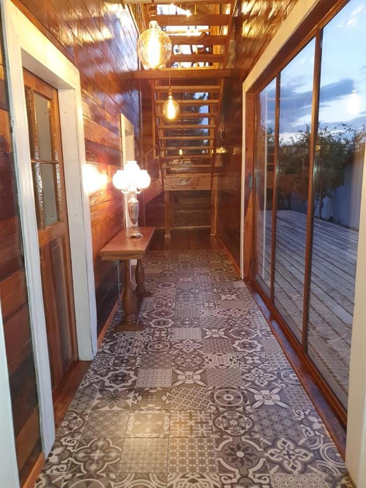 Facade/entrance, Internal: Not applicable to any particular room