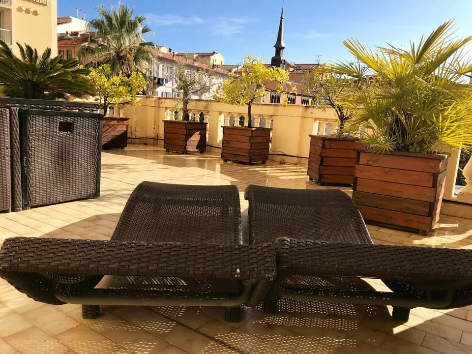 View (from property/room), Balcony/Terrace, sunbed