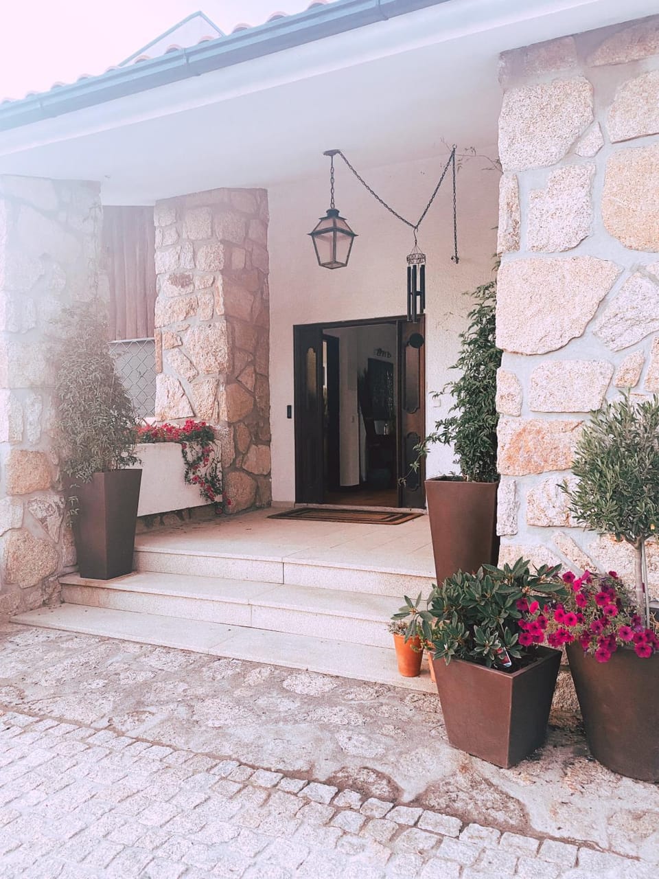 Patio, Facade/entrance
