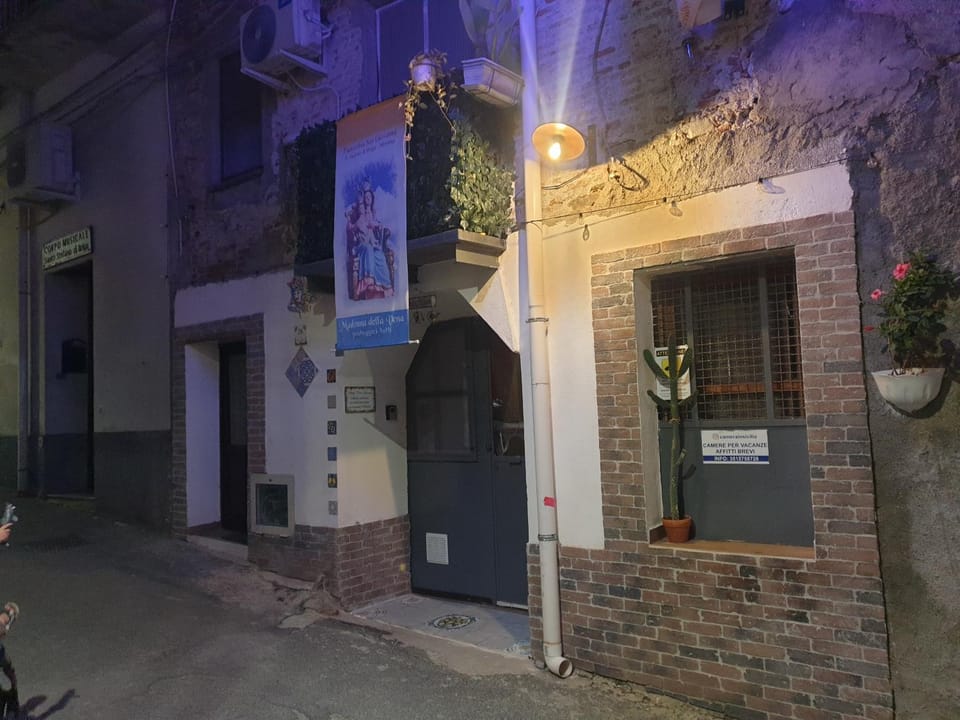 Sicily House Soprano Apartment in Messina