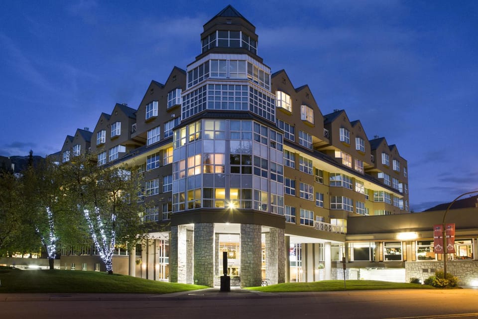Property building, Night