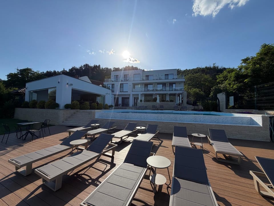 Property building, Swimming pool