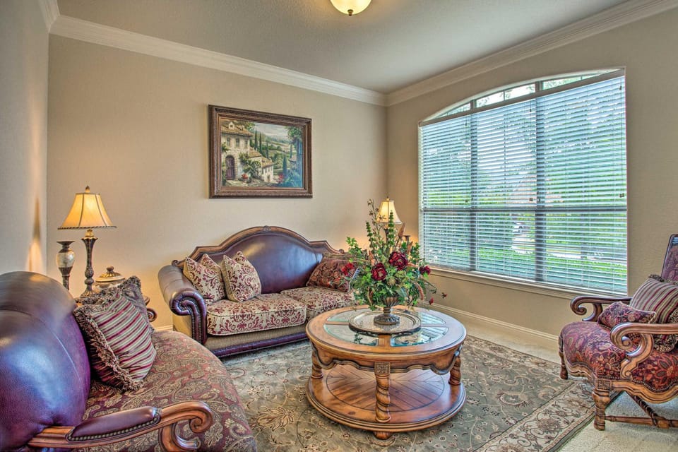 4 Mi to Grapevine Lake: Texas Home w/ Media Room House in Lewisville