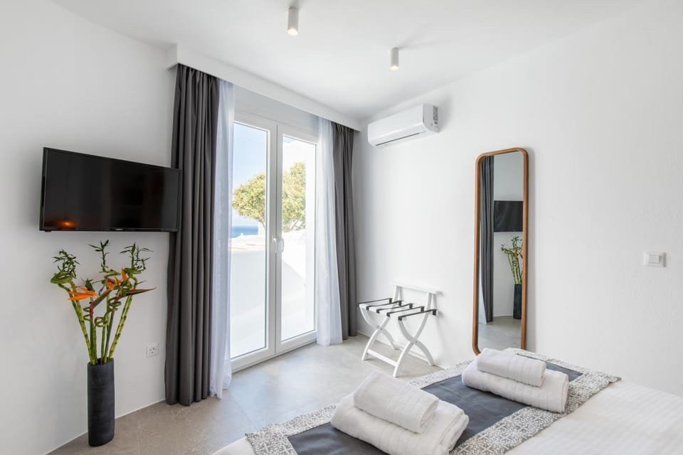 Bedroom, Sea view
