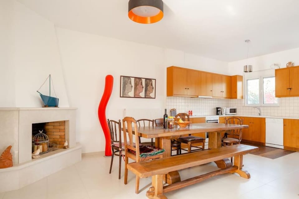 Kitchen or kitchenette, Dining area, dishwasher, flat iron, minibar, pet friendly, stove