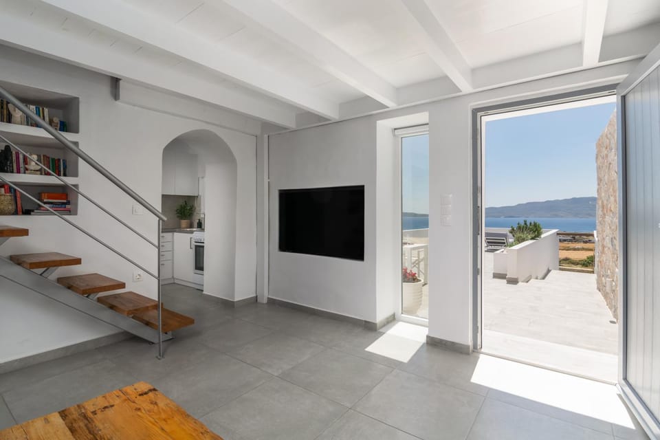 View (from property/room), Living room, Sea view