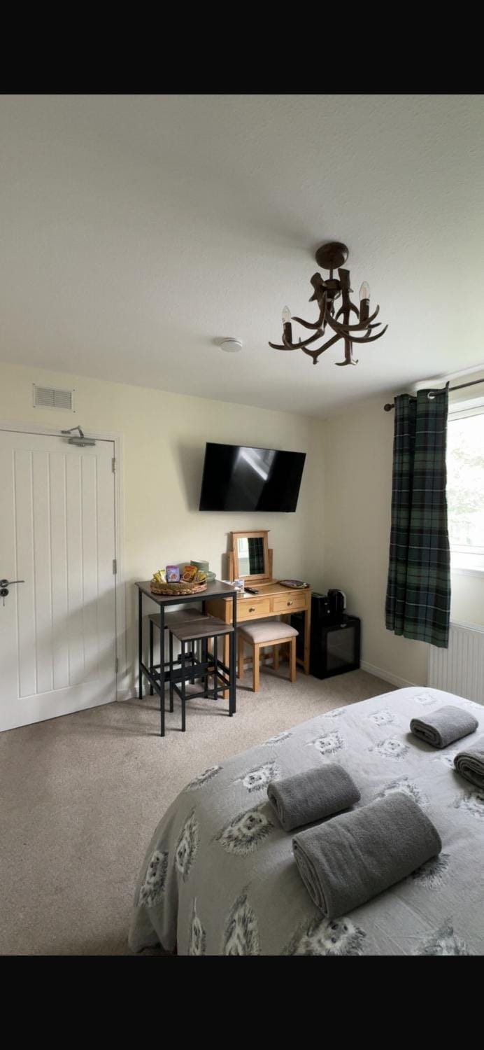 Haste Ye Back Bed and Breakfast in Inverness